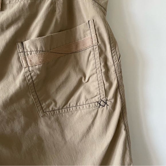 Mountain Hardwear Khaki Hiking Low Rise Shorts Size 10 - Picture 11 of 12